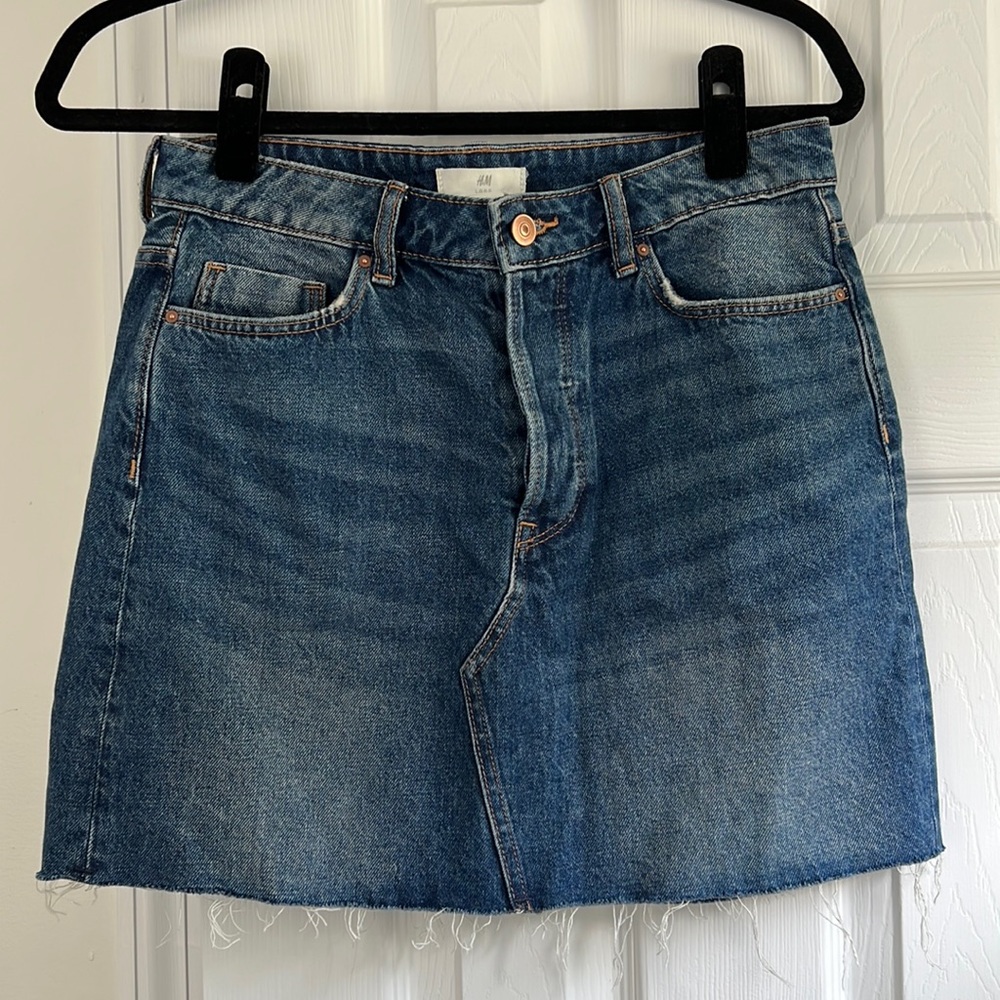 H and M womens denim skirt